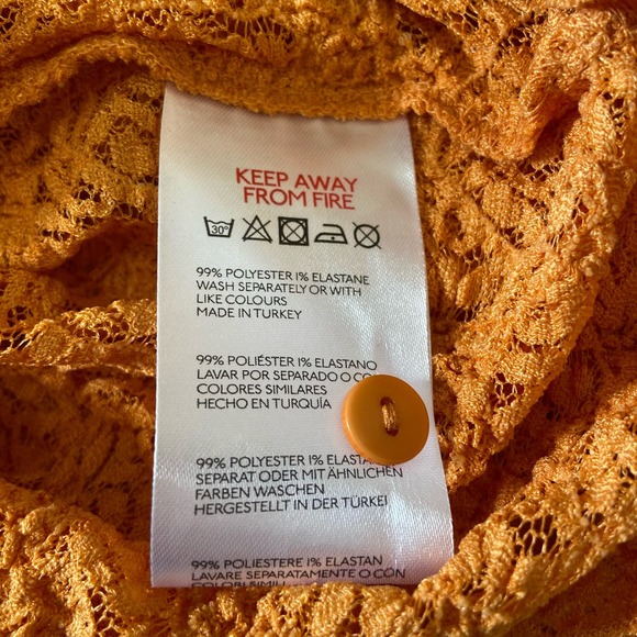 BDG Urban Outfitters Cut-Out Cropped Button Front Knit Shirt - Picture 9 of 9